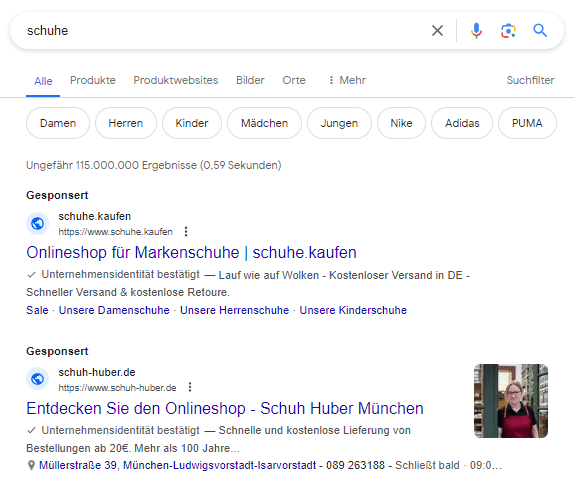 Screenshot von Suchanzeigen zu Schuhen